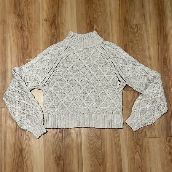 🍂Gray Cable Knit Sweater - Picture 1 of 5
